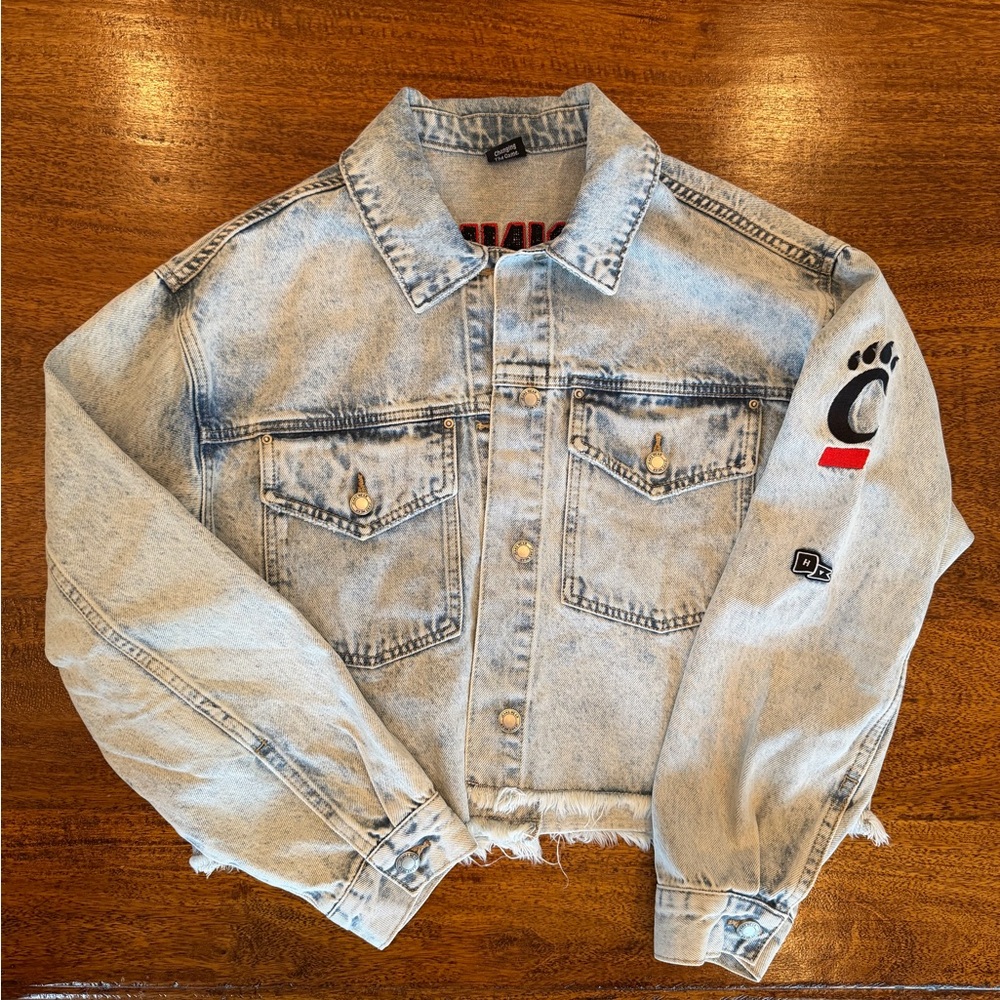 University of Cincinnati Light Blue Denim Jean Jacket - never worn